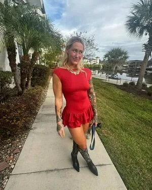 Danielle Brandon OnlyFans Leaked Free Thumbnail Picture - #iOlarfMuzf