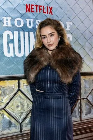 Danielle Galligan OnlyFans Leaked Free Thumbnail Picture - #ELiEd4RFWW