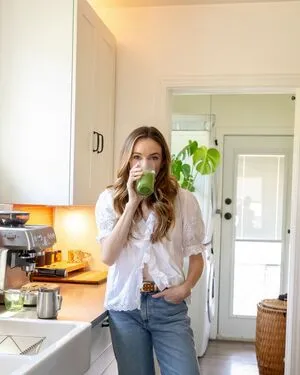 Danielle Panabaker OnlyFans Leaked Free Thumbnail Picture - #IauAxsv4Wa