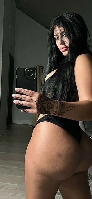 Danielle Pertusiello OnlyFans Leaked Free Thumbnail Picture - #MnXutMB4OF