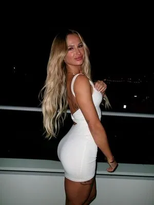 Danni Johns Thumbnail Picture
