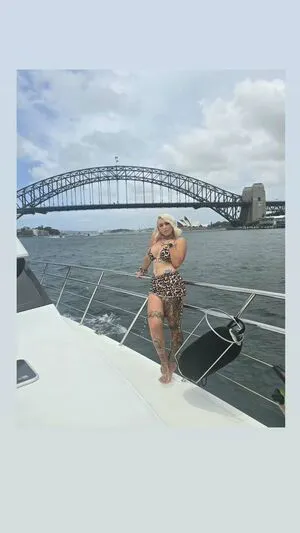 Dannieleemuir Thumbnail Picture