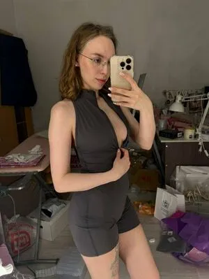 Daria Rooz OnlyFans Leaked Free Thumbnail Picture - #8Sl2ZUGFed