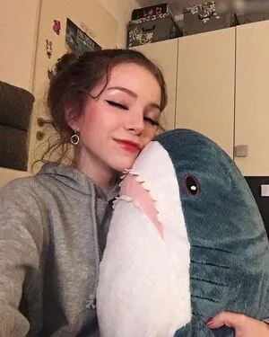 Darkredsakura Thumbnail Picture