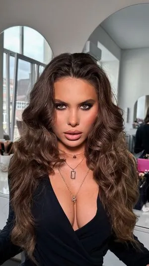 Dasha Nesterenko Thumbnail Picture