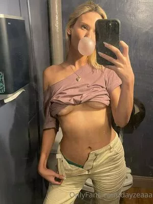 Dayzea OnlyFans Leaked Free Thumbnail Picture - #kOWSpf98IO