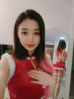 Dear Chuu OnlyFans Leaked Free Thumbnail Picture - #0G9f5bl3np