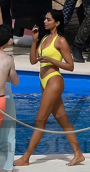 Deepika Padukone OnlyFans Leaked Free Thumbnail Picture - #FzOJsD6MTV