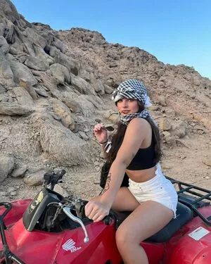 Delfi Martinez OnlyFans Leaked Free Thumbnail Picture - #6gemvchrp8