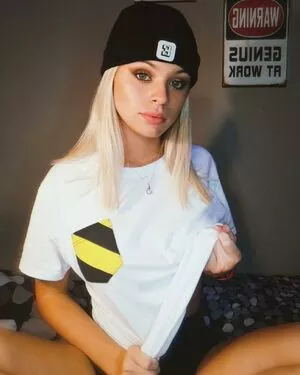 Delfi Martinez OnlyFans Leaked Free Thumbnail Picture - #C5WS9J7j2q