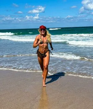 Delia Schweizer OnlyFans Leaked Free Thumbnail Picture - #GT5hY3X2dP