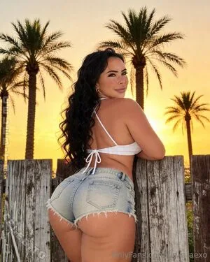 Della Rae OnlyFans Leaked Free Thumbnail Picture - #177ZXbSCED