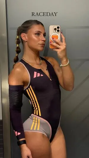 Demi Van Den Wildenberg Thumbnail Picture