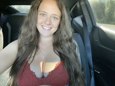 Denaeuh Davis Thumbnail Picture