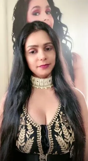 Desi Tango Models Thumbnail Picture