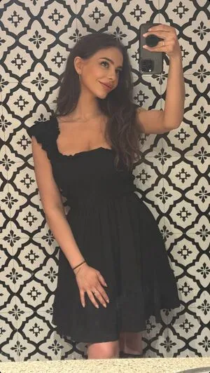 Desiree Elyda OnlyFans Leaked Free Thumbnail Picture - #SMByEBR1UN