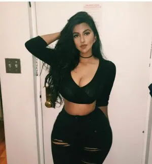 desixchick OnlyFans Leaked Free Thumbnail Picture - #8bbNbjm5Tl
