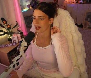 Develique OnlyFans Leaked Free Thumbnail Picture - #hEBtKAACB6