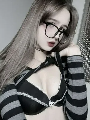 Devib1tch OnlyFans Leaked Free Thumbnail Picture - #IxearlNzeI