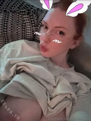 Devine Kitty OnlyFans Leaked Free Thumbnail Picture - #EkvswNu4PO
