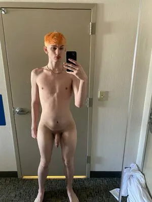 Deyluvty Thumbnail Picture
