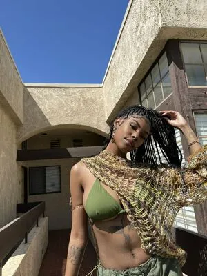 Diamond White Thumbnail Picture