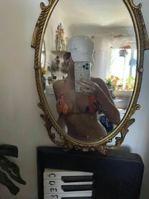 Dionne K Thumbnail Picture