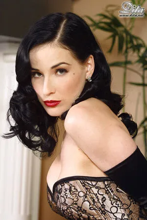 Dita Von Teese OnlyFans Leaked Free Thumbnail Picture - #HcXlAO53Wd