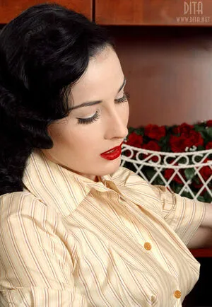 Dita Von Teese OnlyFans Leaked Free Thumbnail Picture - #JMCkiH0Yzf