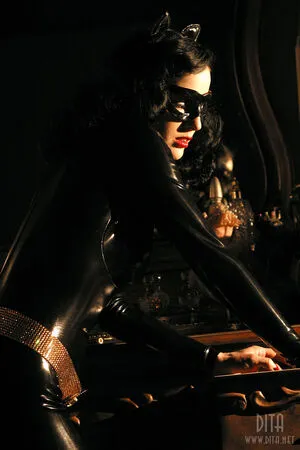Dita Von Teese OnlyFans Leaked Free Thumbnail Picture - #f9c04Cswgf