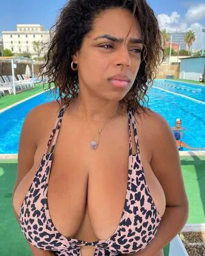 Divanice OnlyFans Leaked Free Thumbnail Picture - #7tifypz0RH