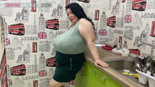 Divinebreasts Com OnlyFans Leaked Free Thumbnail Picture - #brvGUlvYsA