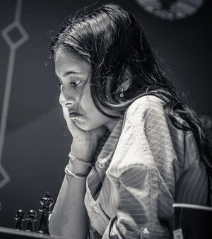 Divya Deshmukh OnlyFans Leaked Free Thumbnail Picture - #1AYsprFgXx