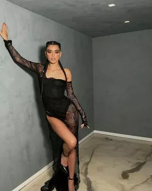 Dixie D'Amelio OnlyFans Leaked Free Thumbnail Picture - #cbILZYOC2Y