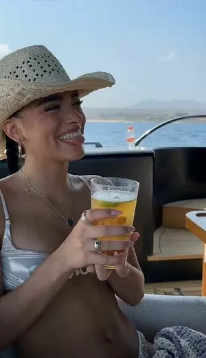 Dixie D'Amelio OnlyFans Leaked Free Thumbnail Picture - #p0dFk9HvaZ
