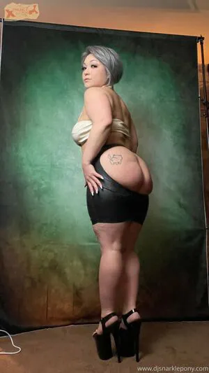 Djsnarklepony OnlyFans Leaked Free Thumbnail Picture - #4hbaMkBLIa