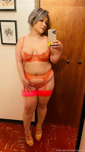 Djsnarklepony OnlyFans Leaked Free Thumbnail Picture - #v8vx5ZWdv9