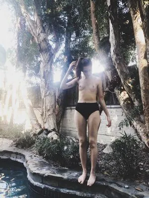 Dodie Clark OnlyFans Leaked Free Thumbnail Picture - #6B99RUTDWL