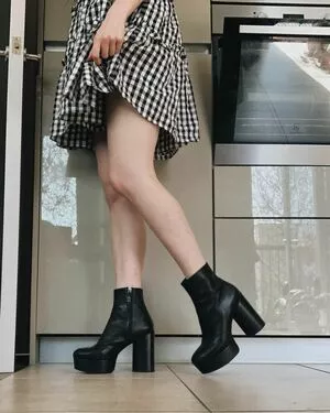 Dodie Clark OnlyFans Leaked Free Thumbnail Picture - #Fv86a94mXT