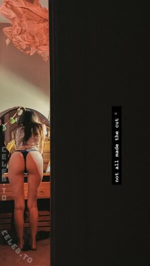 Dodie Clark OnlyFans Leaked Free Thumbnail Picture - #HiXPUoVDoY