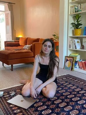 Dodie Clark OnlyFans Leaked Free Thumbnail Picture - #chMZduGLwc