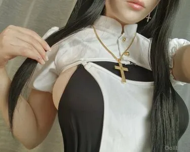 Doll Buns Thumbnail Picture