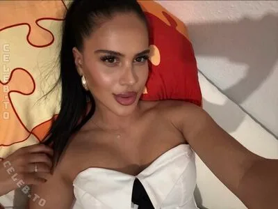 Doloryva OnlyFans Leaked Free Thumbnail Picture - #OUISN0S50a