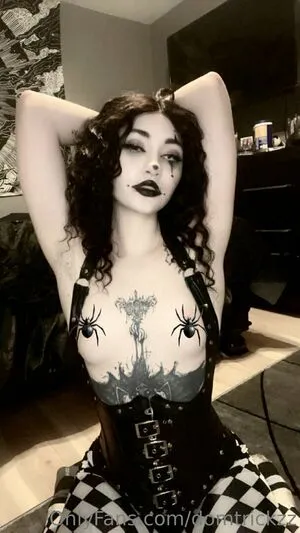 Domtrickzz OnlyFans Leaked Free Thumbnail Picture - #aidtLTrNQn