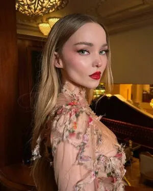 Dove Cameron OnlyFans Leaked Free Thumbnail Picture - #33eugG6s9e
