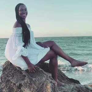 Dr Ebonie Vincent Profile Thumbnail