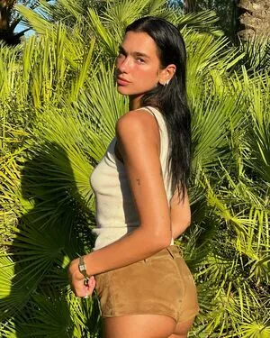 Dua Lipa OnlyFans Leaked Free Thumbnail Picture - #5kaPdJ1fqd