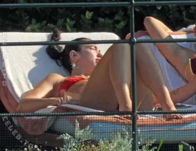 Dua Lipa OnlyFans Leaked Free Thumbnail Picture - #EBmBnOuNOO