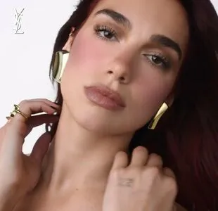Dua Lipa OnlyFans Leaked Free Thumbnail Picture - #GMhCVEBAoC