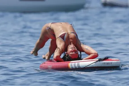 Dua Lipa OnlyFans Leaked Free Thumbnail Picture - #KGYZGOe6cG